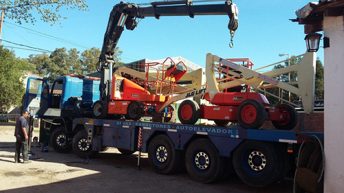 Imagen 6 de 10 de Alquiler De Camion Con Hidrogrua Tijera Pluma Articulada