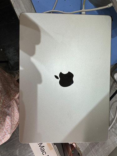 Macbook Pro A2918 M3 (para Refacciones) Plateado (Usado)