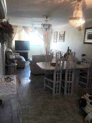 Imagen 4 de 8 de Apartamento En Venta En San Jacinto Maracay 04121994409