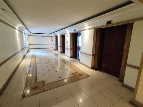 Imagen 16 de 16 de Oficina En Venta De 1 Privado Y 1 Baño En Santiago