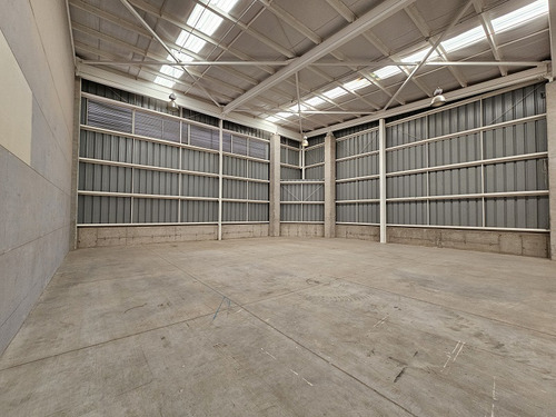 (bod) Bodega De 436 M2 En Condominio