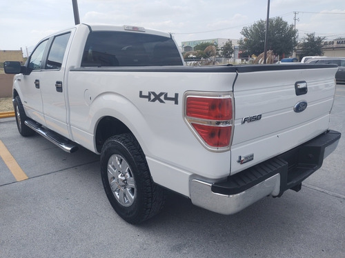Imagen 8 de 15 de Ford F-150 Xlt 4x4 6cil Turbo 2