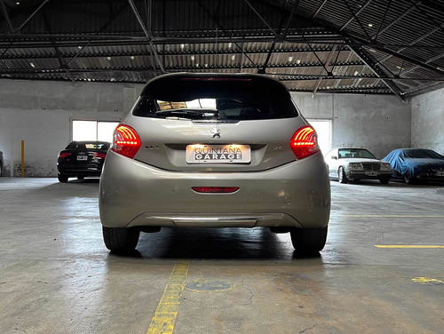 Imagen 12 de 23 de Peugeot 208 2014 1.6 Xy
