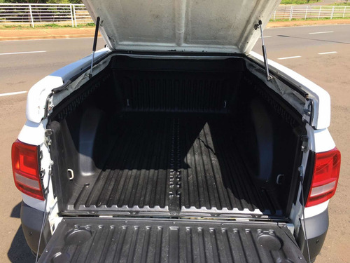 Imagem 5 de 12 de Volkswagen Saveiro 1.6 Robust Cab. Simples Total Flex 2p