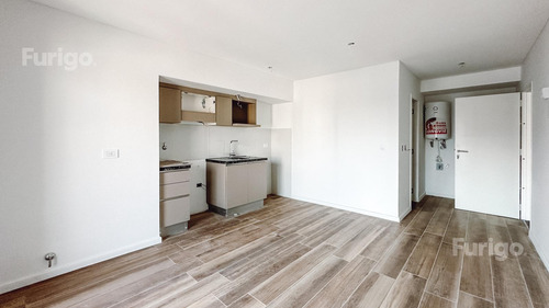 Venta Monoambiente Con Balcón Zona Rio