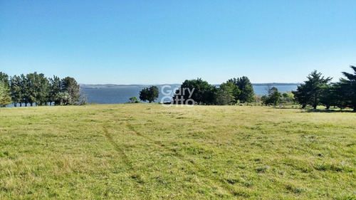 Chacra En Venta Laguna Del Sauce 1 Dormitorio- Ref: 4699