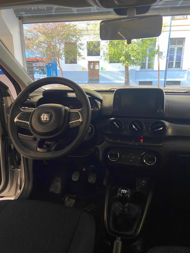 Imagen 10 de 21 de Fiat Cronos Drive Connective 1.3