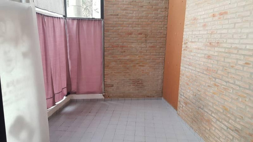 Imagen 1 de 5 de Local Al Frente -excelente Oportunidad