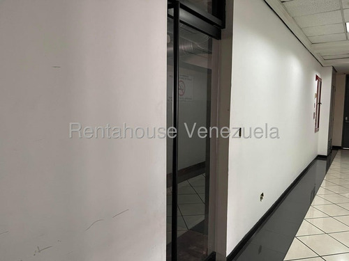 Oficina En Alquiler El Recreo Mls# 26-442 Em