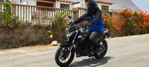 Moto Yamaha Fz25 Abs | Bidart Aventura