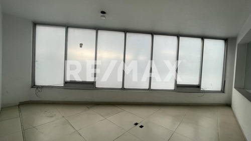 Consultorio Y Oficinas En Renta En Periferico Norte, Bosque Ce Echegaray, Naucalpan De Juarez.