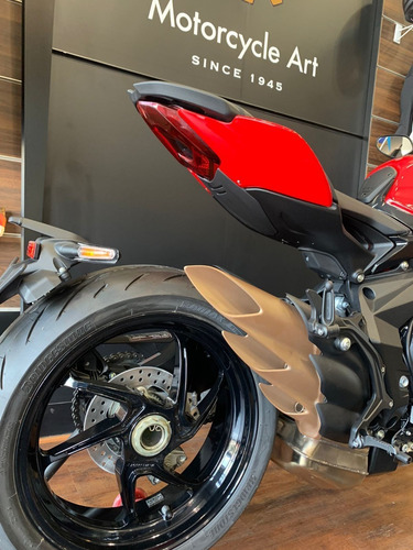 Imagen 22 de 25 de Mv Agusta Brutale Rosso 800 2021