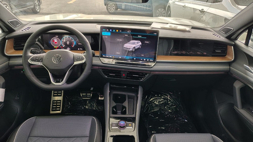 Volkswagen Tiguan 1.4 Tsi R-Line Dsg7
