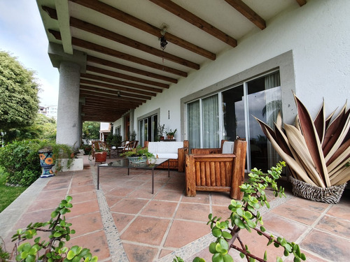 Venta Casa Las Lomas De Dimensiones Monumentales. Alberca Climatizada Y Jardín Plano Con Vistas Espectaculares Y Todos Los Servicios En Fracc Rancho San Diego Ixtapan De La Sal Edomex