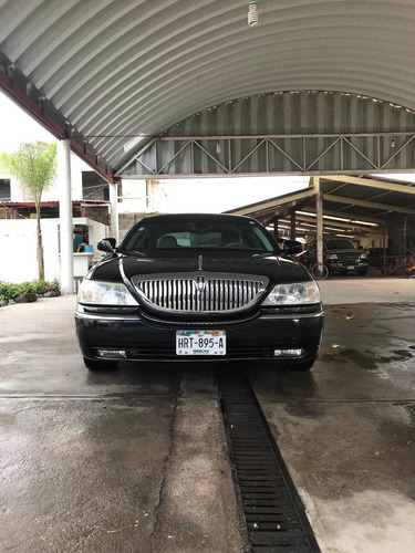 Imagen 9 de 10 de Lincoln Town Car 2003 Cartier Piel At