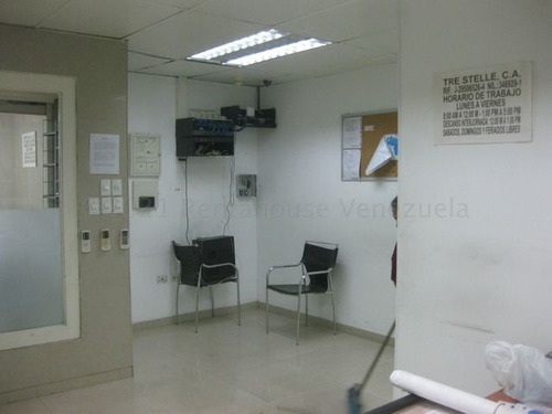 Imagen 8 de 14 de Oficina En Alquiler Los Chaguaramos 21-12855 Renta House Los Samanes