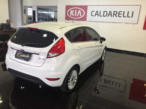 Ford New Fiesta 1.6 Titanium Hatch 16v Flex 4p Powershi
