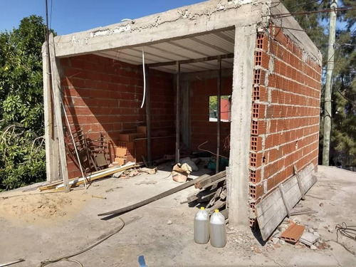 Imagen 12 de 12 de Propiedad Con 2 Viviendas Y Un Departamento A Terminar