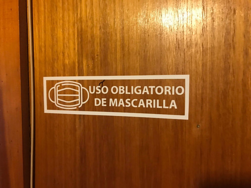 Sticker Adhesivo Uso Mascarilla Oficinas Publico Salud