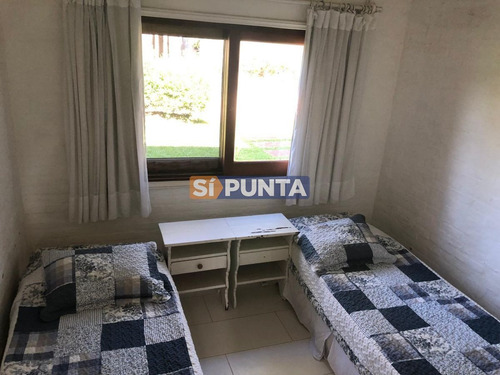 Imagen 25 de 30 de Casa En Venta - Laguna Blanca