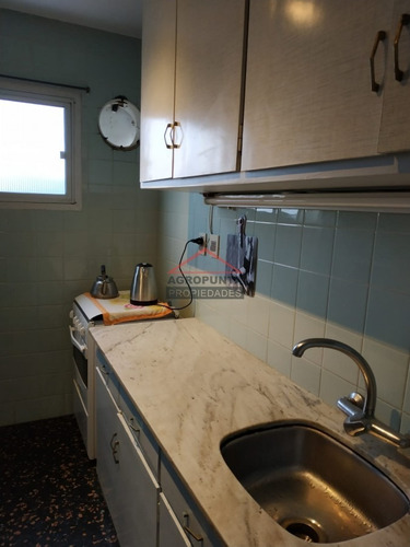 Apartamento En Venta, 2 Dormitorios En Punta Del Este - Ref: 5064