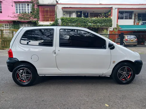 Renault Twingo 1.2 Access +