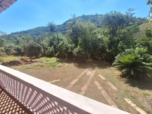 Vendo Sitio Todo Mobiliado Na Área Rural De Rio Acima.