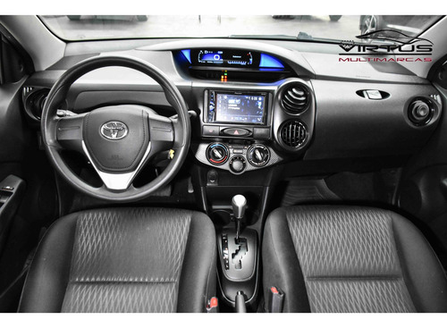 Toyota Etios 1.3 X 16V FLEX 4P AUTOMÁTICO