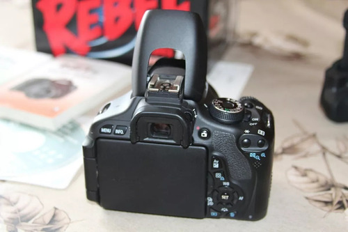 Canon T3i (600d) + Lente 18-55 + Bolsa
