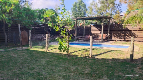 Imagen 16 de 23 de Casa En Piriapolis,playa Grande Con Piscina Leer