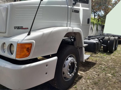 Imagem 5 de 15 de Mb 1620 Truck 6x2 Ano 2011