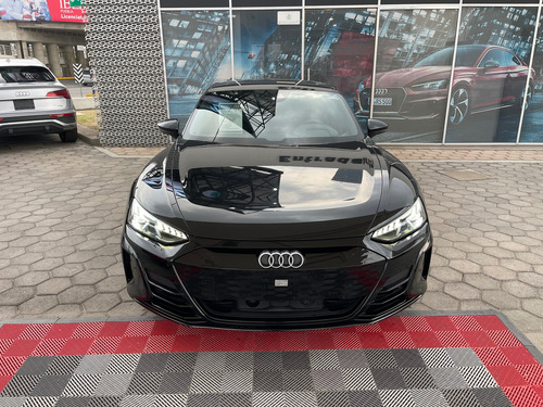 Audi E-tron rs e-tron