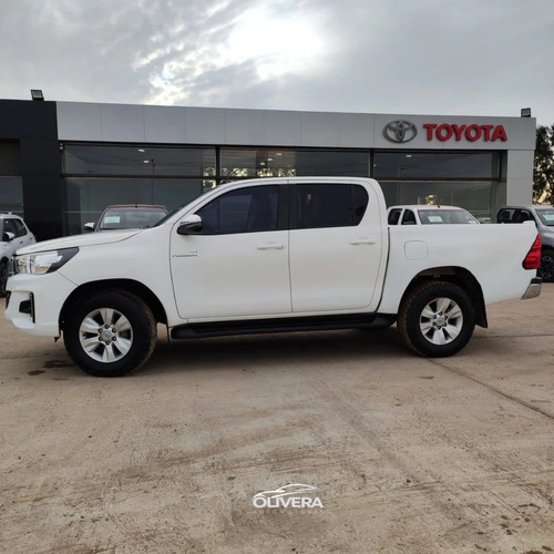 Toyota Hilux SR 4X2