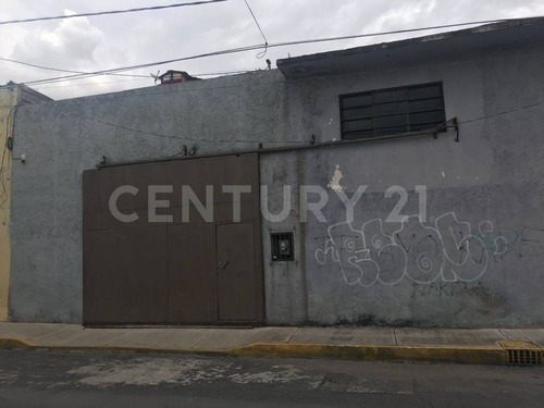 Casa En Venta, San Miguel, Iztapalapa.