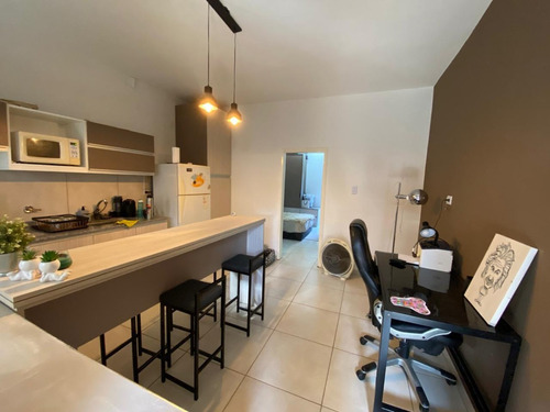 Casa En Córdoba · 3 Departamentos · Cerca De La Utn · Cochera · Pileta · Amoblado · Reciclado · Excelente Inversión