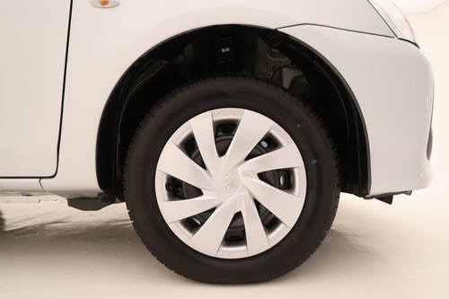 Imagen 9 de 15 de Toyota Etios 1.5 X 5p 2021 0km