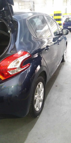 Peugeot 208 1.5 Allure Touchscreen 2013