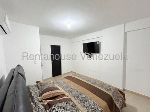 *jl/ Tu Nuevo Hogar Espera! Apartamento En Venta Zona Oeste Barquisimeto Lara, Venezuela /josé López/ # 25-6813 /84 M²