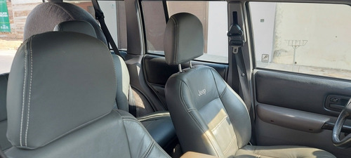 Imagem 11 de 15 de Jeep Cherokee Sport Xl