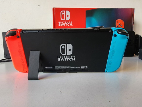 Nintendo Switch Standard 32 Gb + Caja Y Accesorios