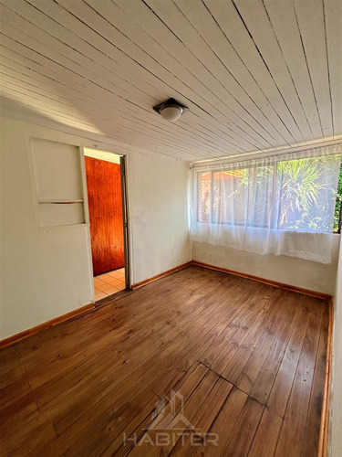 Casa En Venta De 3 Dorm. En Curicó