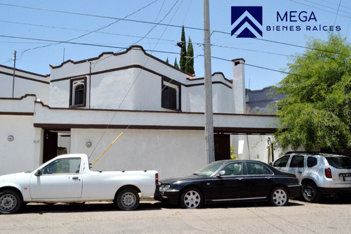 Casa En Venta En Fracc. Lomas Del Sahuatoba Durango