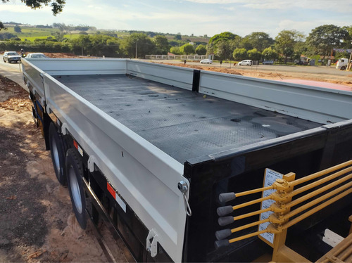 Vw24-220 Worker 2007 Com Munck De 35 Ton - Trianguloveiculos