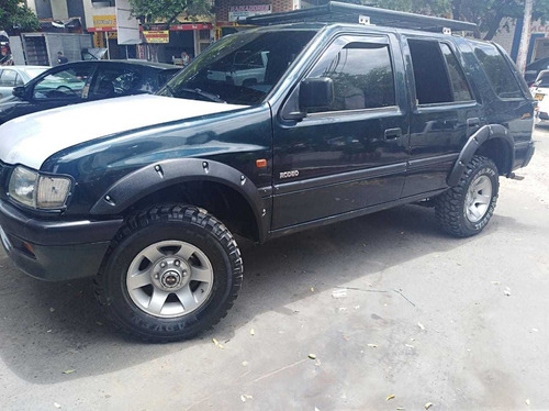 Chevrolet Luv Dmax Buches Extensiones D Guardafango Delanter