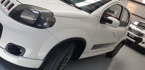 Fiat Uno 1.4 Sporting Pack Seguridad 2014