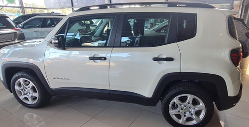 Imagen 4 de 25 de Jeep Renegade Sport 1.8l Mt5