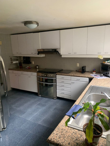Casa En Venta Con 5 Recámaras Y Jardín, En Paseo De Las Lomas Santa Fe