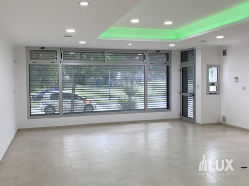Imagen 12 de 30 de Local Estrenar Apto Farmacia Preferentemente - Granadero Baigorria