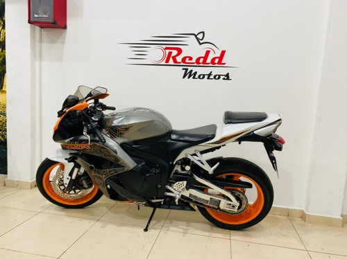 Imagem 11 de 12 de Honda Cbr 600 Rr