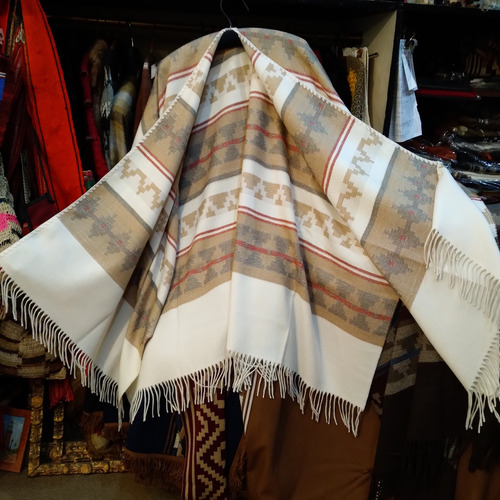 Ruana De Alpaca Super Suave .tuyunti Artesanias.